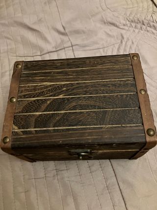 caja de madera