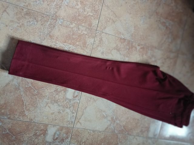 🚨Pantalón mujer burdeos talla 44