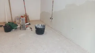 Trabajos de albañilería y pintura