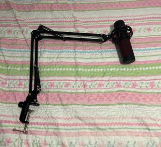 Microfono Hyper SquadCast + Cable + Brazo