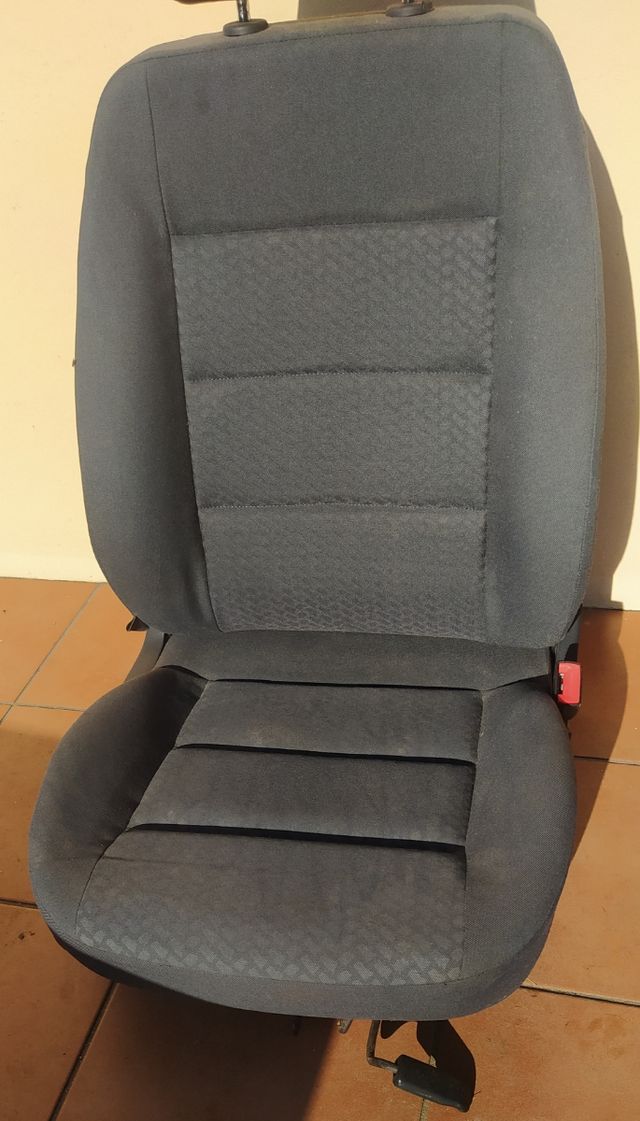 Asiento Acompañante A4