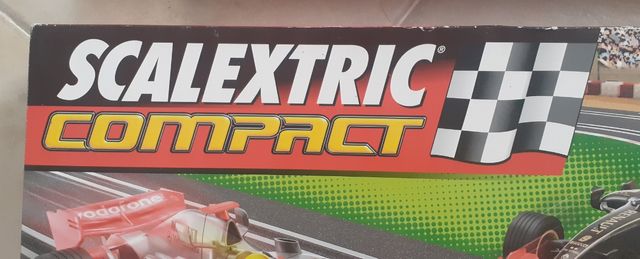 Caja scalextric compact