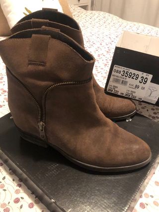 Botines de piel T39