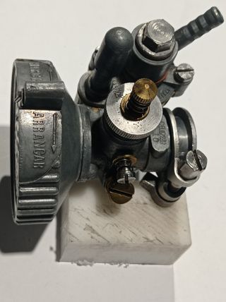 Carburador dellorto admisión 16 T1-10