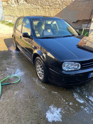Volkswagen Golf 2003