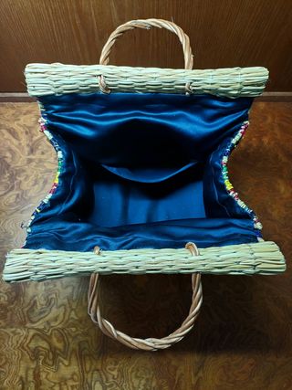 Bolso  con colgante de sargadelos
