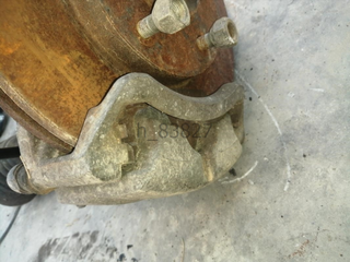 Pinza freno delantera izquierda Nissan Pri h_83827