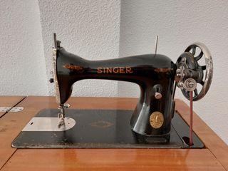 Maquina de coser SINGER de 1901