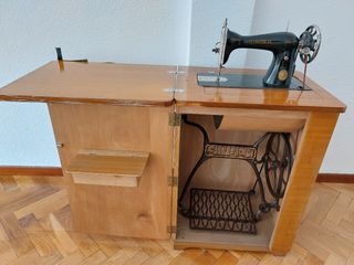 Maquina de coser SINGER de 1901