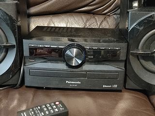 Vendo Minicadena Panasonic . Zona La Roca.