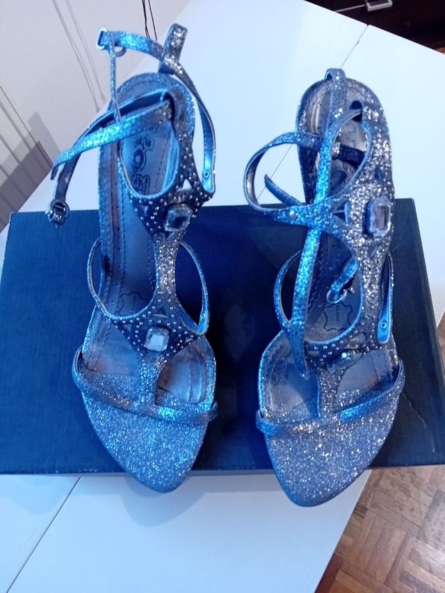 Sandalias solo u uso