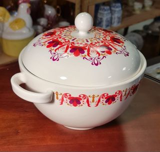 Sopera de San Claudio....muy vintage