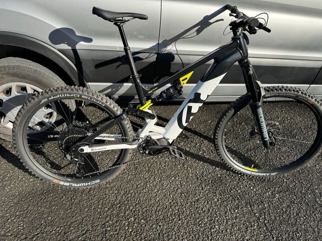 husqvarna hard cross hc2 3490€