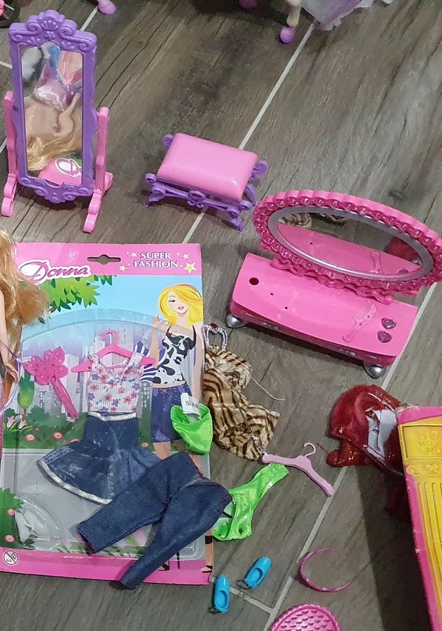 Mattel carrozza di Barbie + accessori