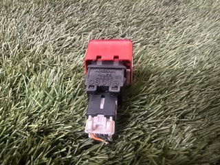 WARNING-LIMPIA-TUBO AIRE NISSAN MICRA K12E 2004