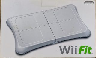 Wii Balance Board en su caja.
