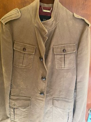 chaqueta marron marca Zara de hombre talla S
