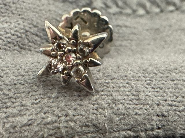 Piercing plata estrella