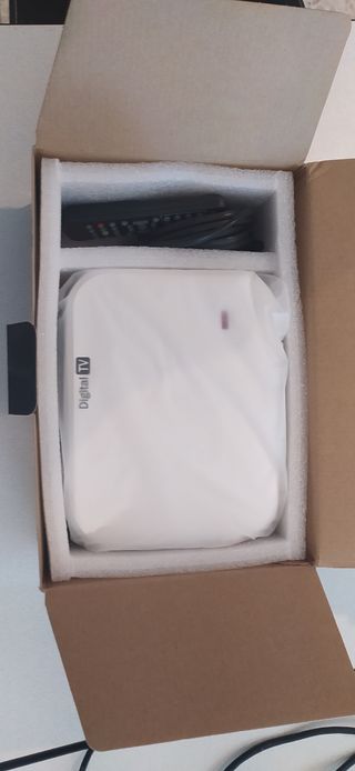 PROYECTOR LED TDT INCORPORADO