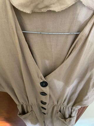 Peto de zara talla S en color marron