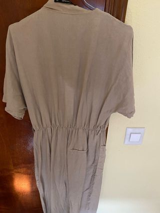 Peto de zara talla S en color marron