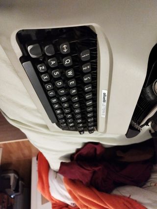 Maquina escribir Olivetti Lettera 10