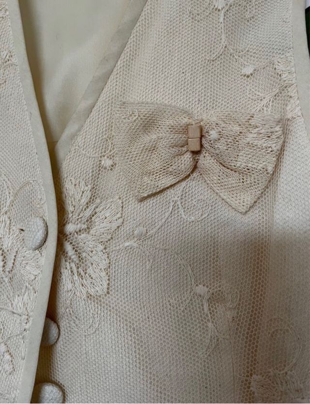 chaleco calado talla 4 a estrenar