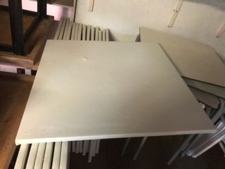 tablero de mesa 80x80 de DM con muleton