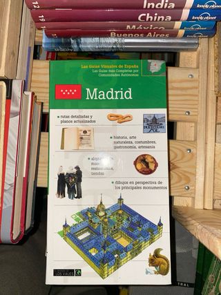 Guias de viaje diferentes editoriales