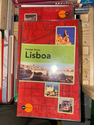 Guias de viaje diferentes editoriales