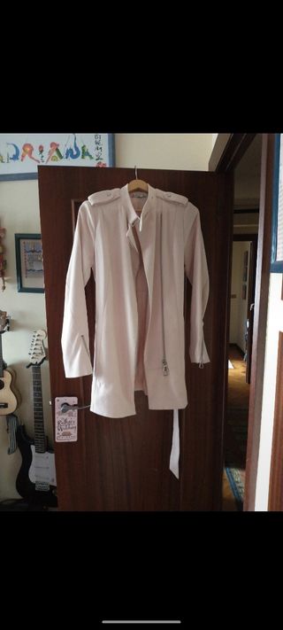 Gabardina Stradivarius 