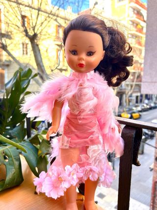 lote de 2 Vestido Nancy rosas y plumas y negro