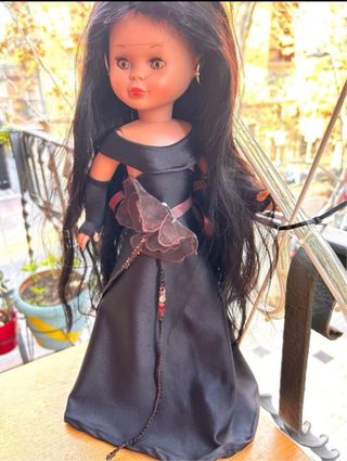 lote de 2 Vestido Nancy rosas y plumas y negro