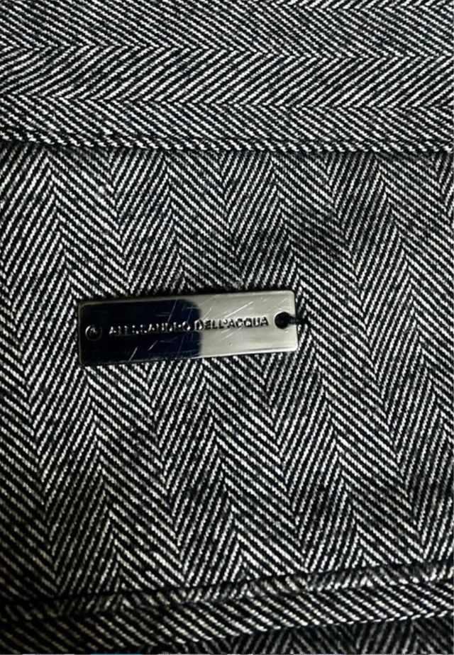 Pantaloni grigi Alessandro Dell’Acqua