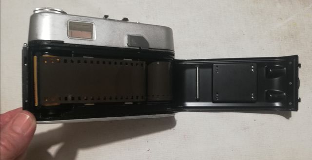 Macchina fotografica antica