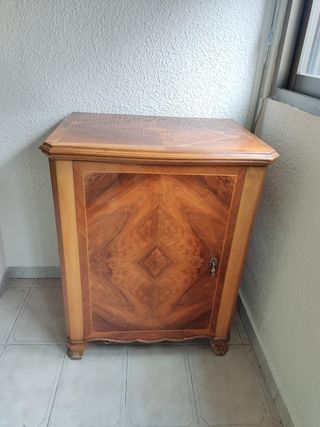 Máquina de coser antigua