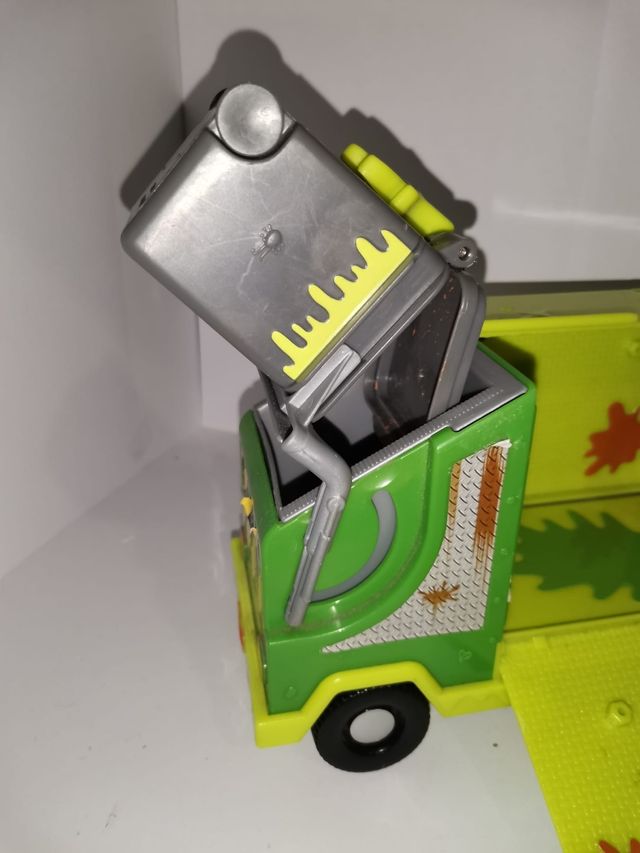 Camión los basurillas