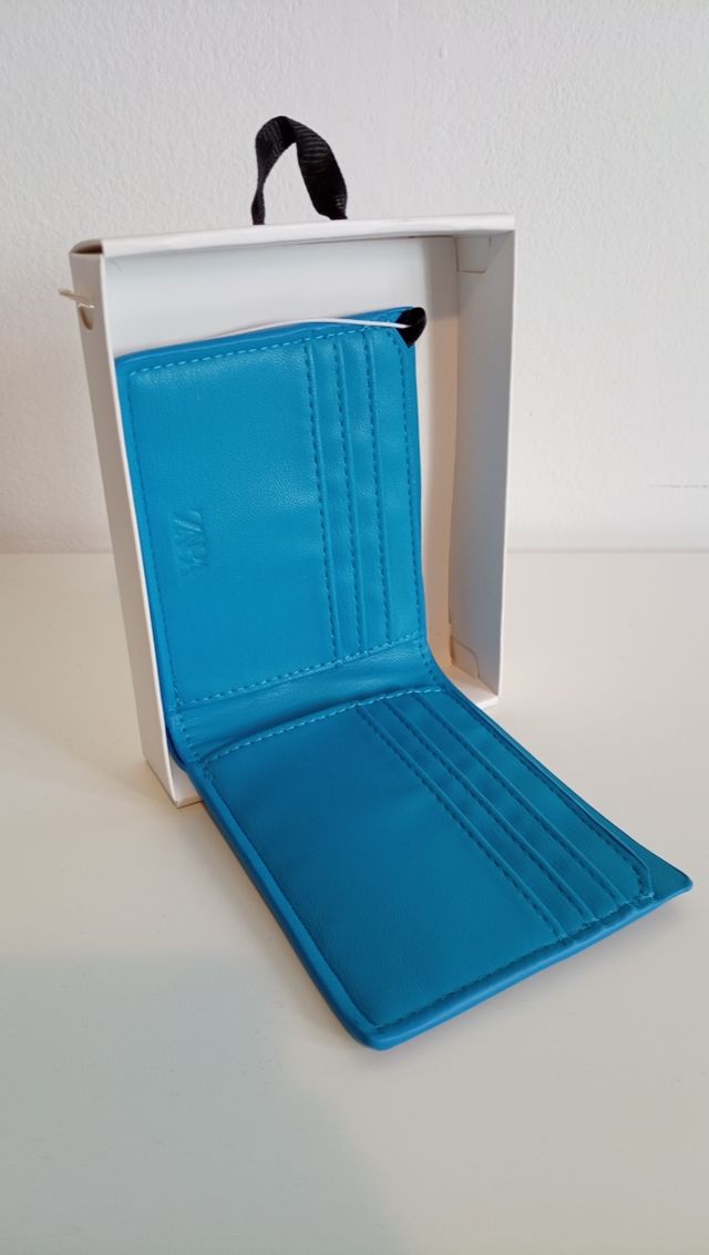 Cartera azul Zara