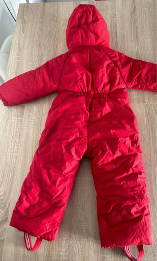 Mono acolchado nieve water repelent Zara