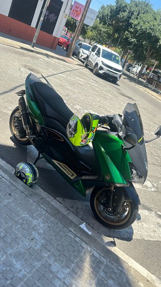 Yamaha tmax 530