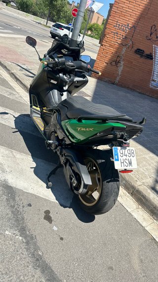 Yamaha tmax 530