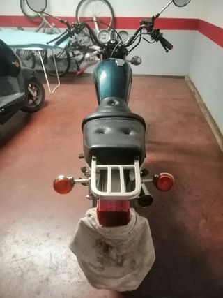Moto Yamaha SR 250 Special