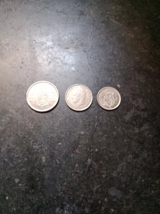 Lote 3 monedas España 1975, 5, 25 y 50 pesetas