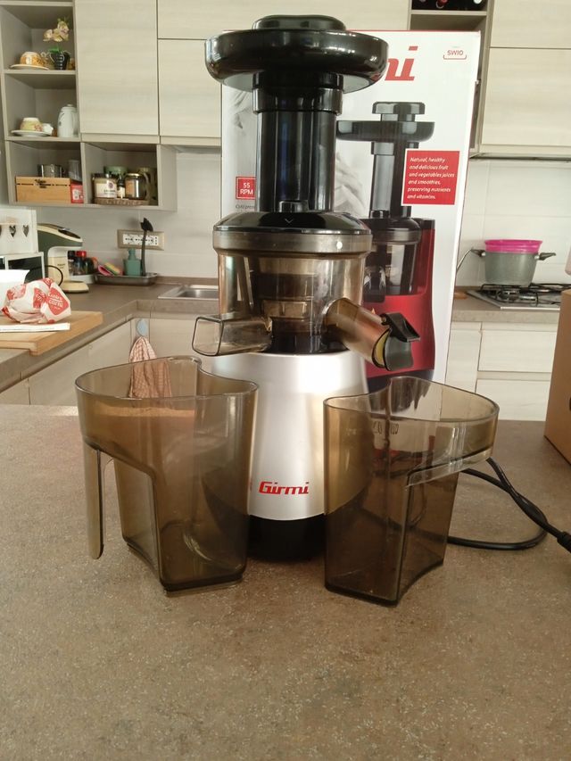 Estrattore di succo Girmi