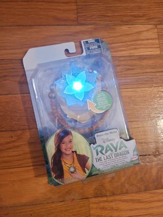 Lote muñeca raya y el ultimo dragon