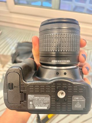 Cámara Reflex Nikon D3400 con bluetooth
