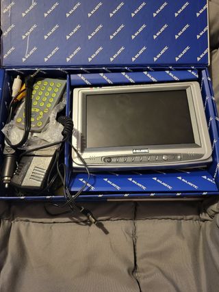 Televisore portatile a colore