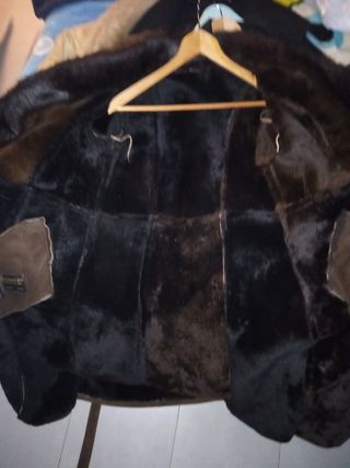SUPER PRECIO!!! Abrigo señora de piel autentica.
