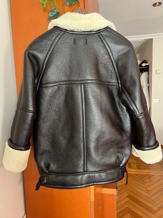 Cazadora doble faz oversize - Zara -Talla S