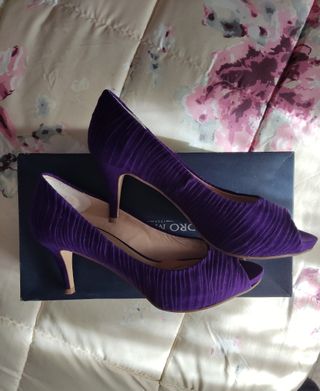 Zapatos y bolso Pedro Miralles